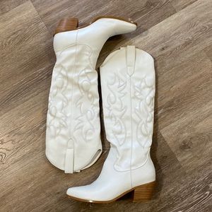 White Cowboy Cowgirl Boots